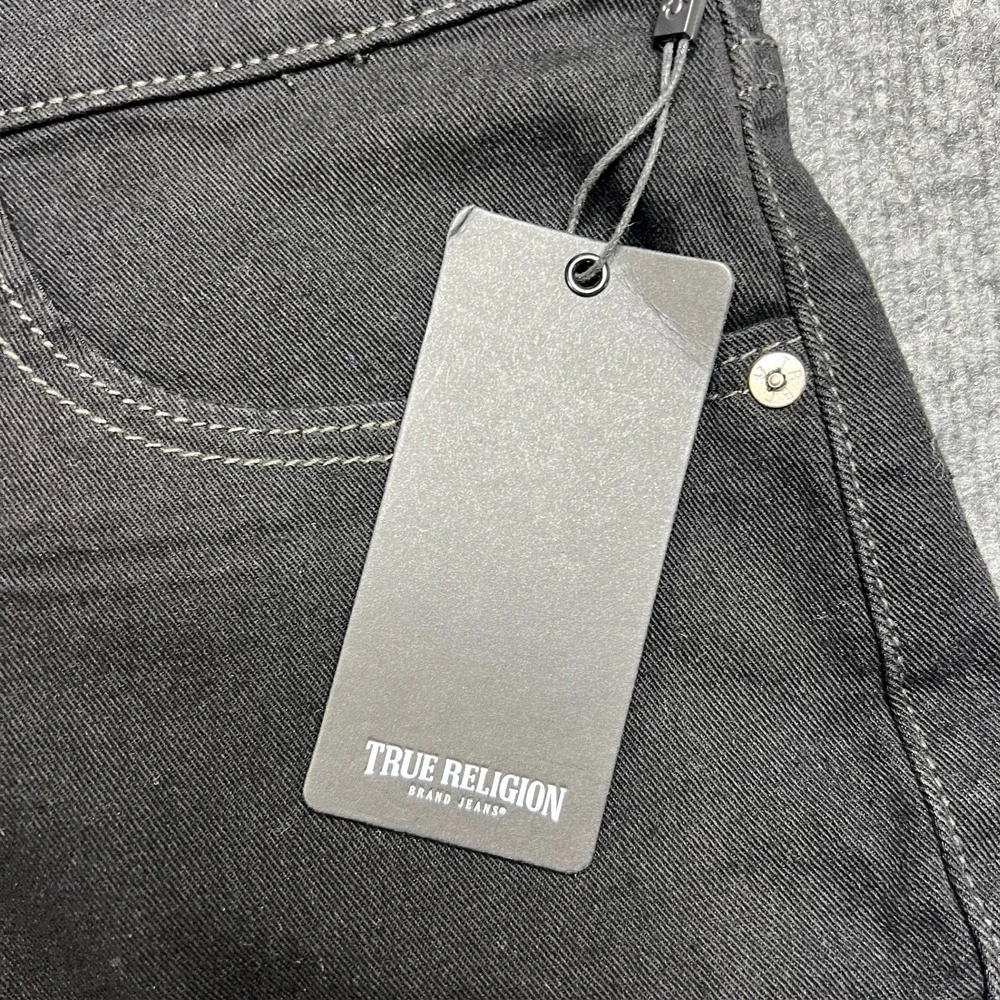 NWT True Religion Mens 36 Geno SN Slim Jeans Black Rinse Green Stitching 700386‎